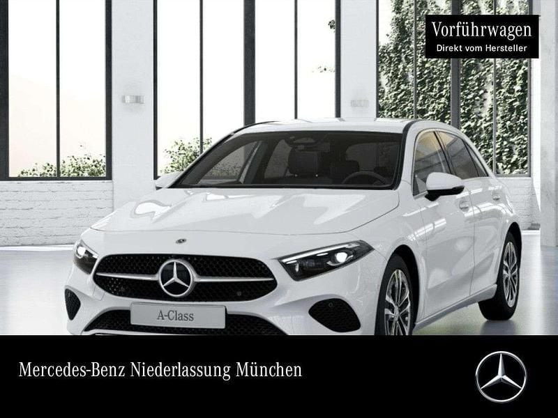 Weiß Gebraucht 2025 Mercedes A250 Progressive Limousine | 36.900 € (Fairer Preis) - Bild 1/4
