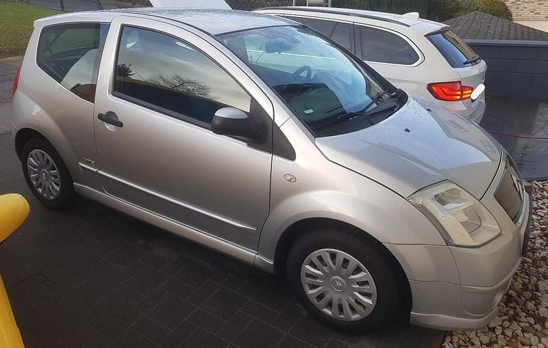 Gebraucht Citroën C2 73 PS (53 kW) 2006 Silber Kleinwagen