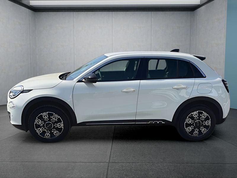 Gebraucht Fiat 600 Style 101 PS (74 kW) 2024 Weiß Kleinwagen