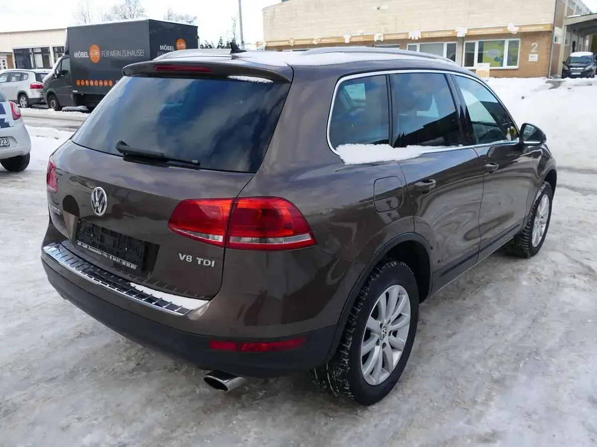 Gebraucht VW Touareg 340 PS (250 kW) 2011 Braun SUV