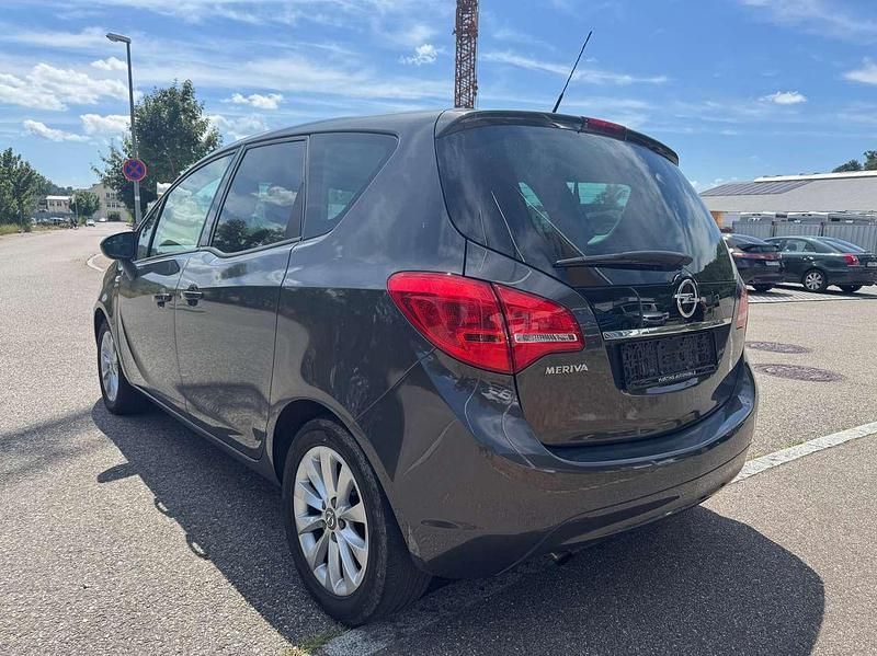 Gebraucht Opel Meriva drive 120 PS (88 kW) 2017 Phantom/rocky/asteroid grey Van / Kleinbus