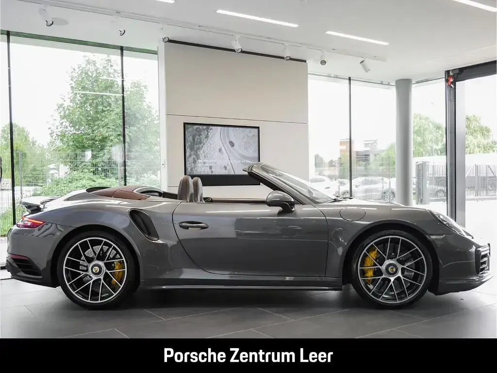 Gebraucht Porsche 991 581 PS (427 kW) 2017 Grau Cabrio