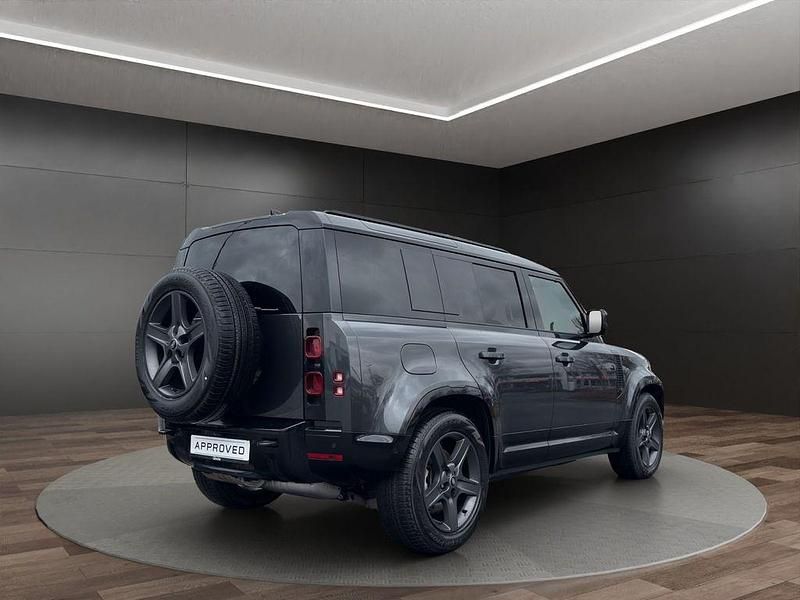 Gebraucht Land Rover Defender SE Dynamic 300 PS (220 kW) 2025 Carpathian grey SUV