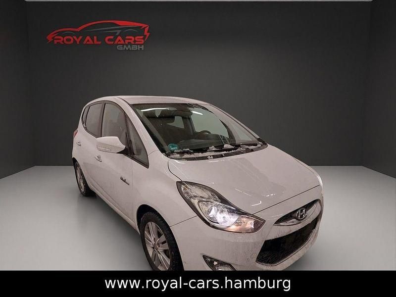 Gebraucht Hyundai ix20 90 PS (66 kW) 2010 Weiß Kleinwagen