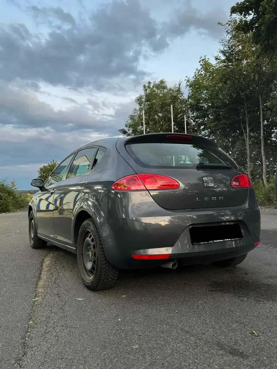 Gebraucht Seat Leon 107 PS (78 kW) 2007 Grau Kleinwagen