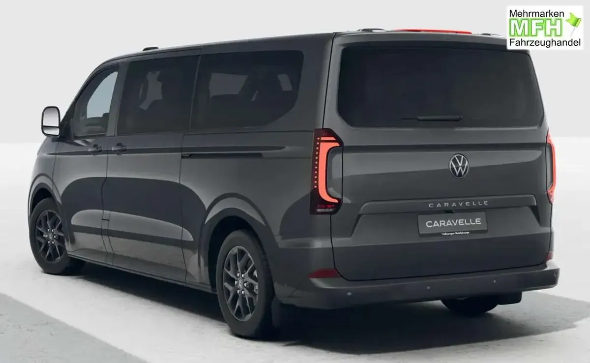 Neu VW T7 Style 150 PS (110 kW) 2026 Graphite dust metallic Van
