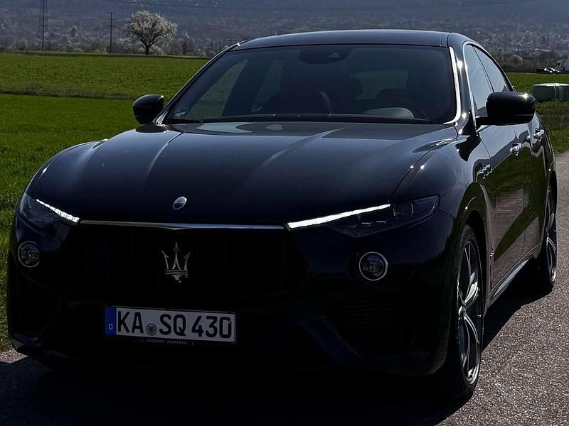 Gebraucht Maserati Levante 430 PS (316 kW) 2019 Schwarz SUV