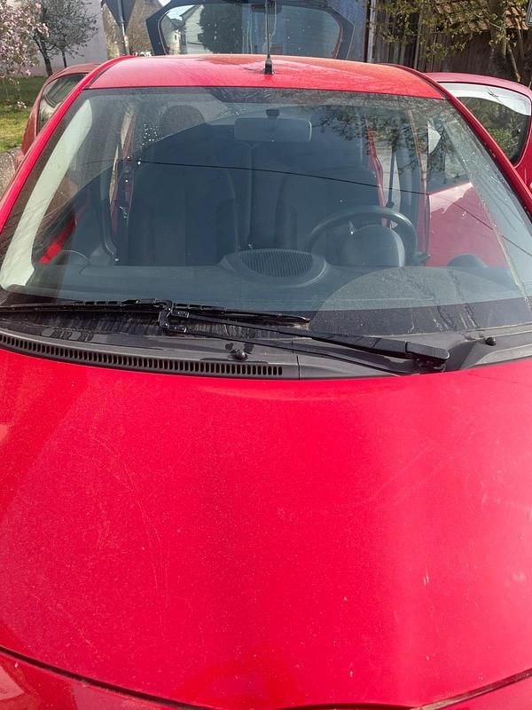 Gebraucht Toyota Aygo 68 PS (50 kW) 2010 Rot Kleinwagen