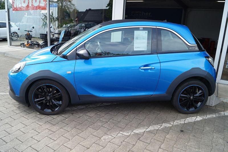 Gebraucht Opel Adam Rocks Rocks 116 PS (85 kW) 2015 Blau Kleinwagen
