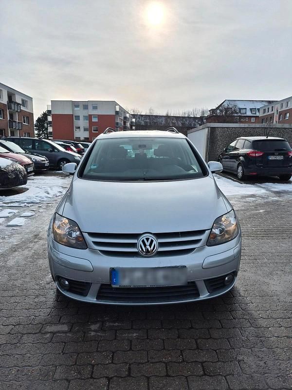 Gebraucht VW Golf V 140 PS (102 kW) 2008 Silber Kombi