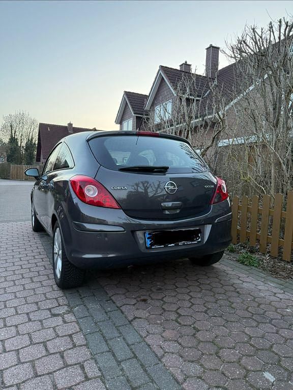 Gebraucht Opel Corsa Active 69 PS (50 kW) 2013 Grau Kleinwagen
