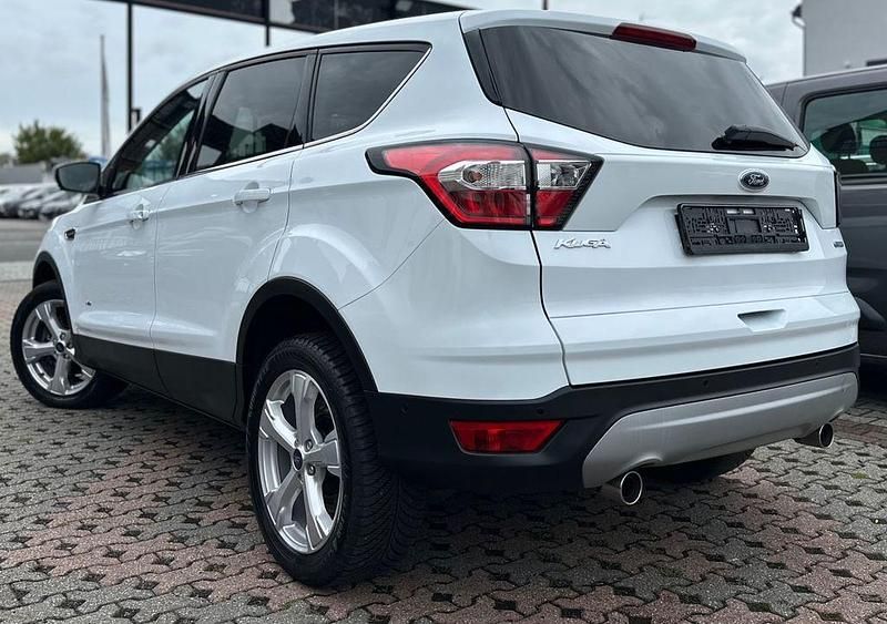 Gebraucht Ford Kuga Trend 150 PS (110 kW) 2018 Other SUV