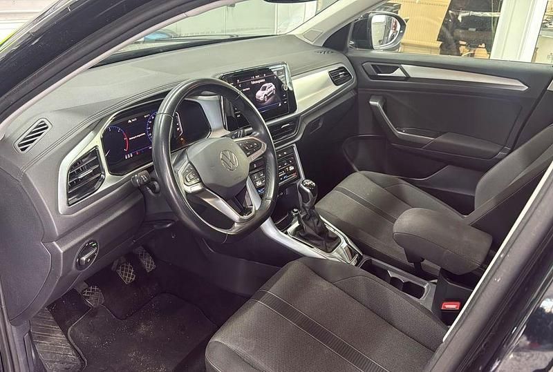 Gebraucht VW T-Roc Life 116 PS (85 kW) 2022 Schwarz SUV