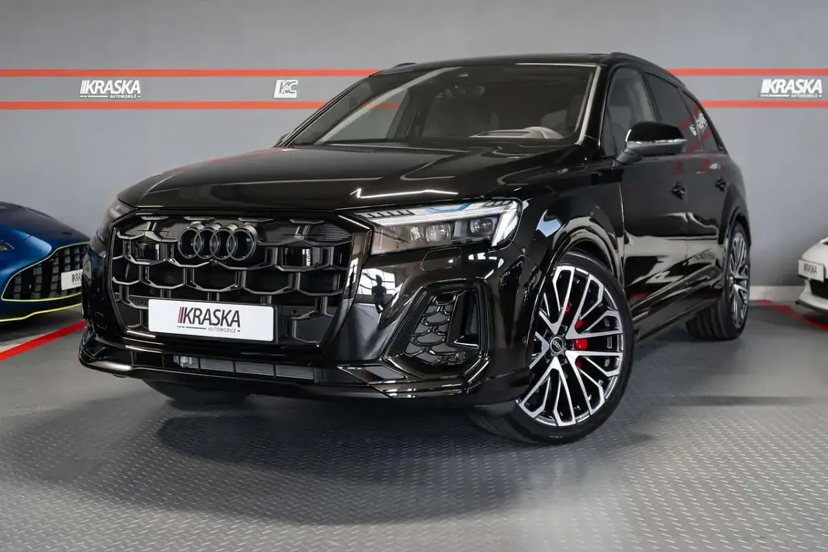 Gebraucht Audi Q7 S-Line 286 PS (210 kW) 2025 Mythosschwarz metallic SUV