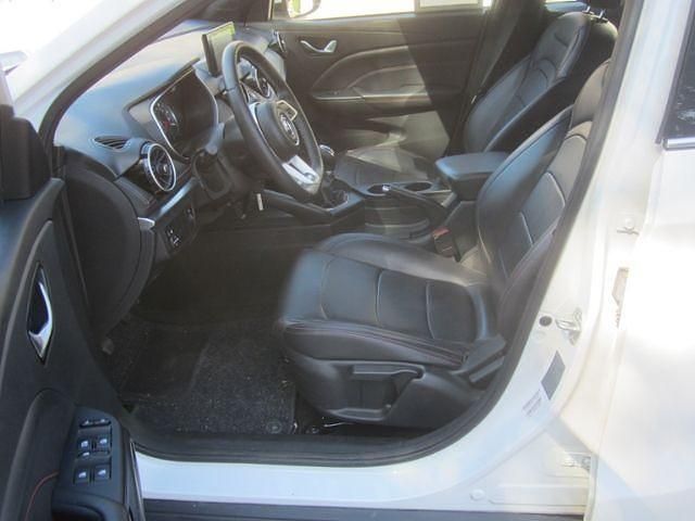 Gebraucht DFSK Fengon 106 PS (77 kW) 2022 Weiß SUV