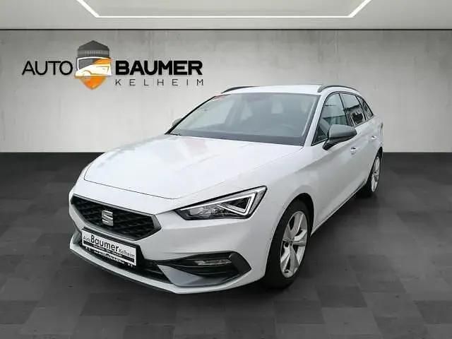 "nevada" weiss Gebraucht 2024 Seat Leon FR Kombi | 26.990 € (Fairer Preis) - Bild 1/4