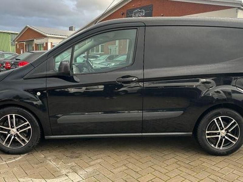 Gebraucht Ford Transit Basis 190 PS (139 kW) 2021 Schwarz Van / Kleinbus