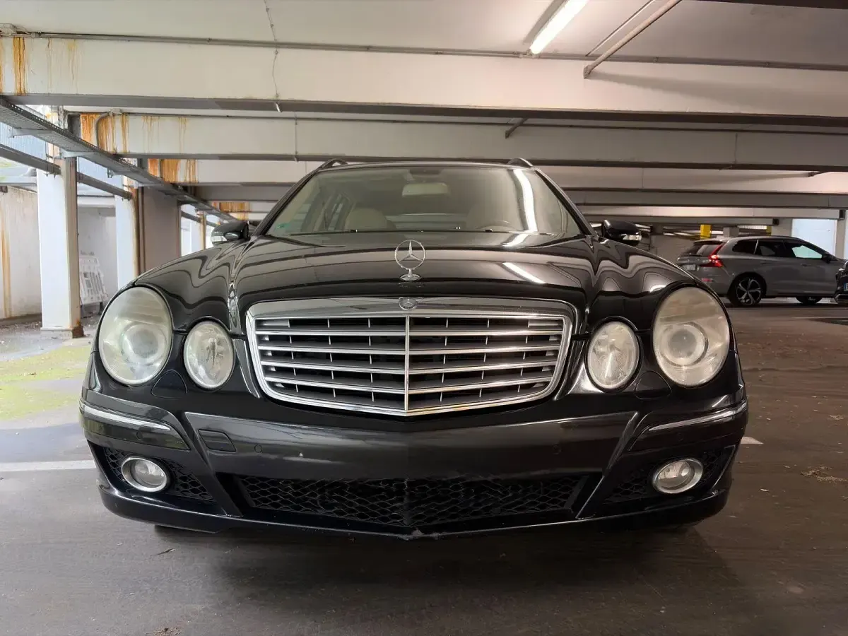 Gebraucht Mercedes E280 Elegance 231 PS (169 kW) 2008 Schwarz Kombi