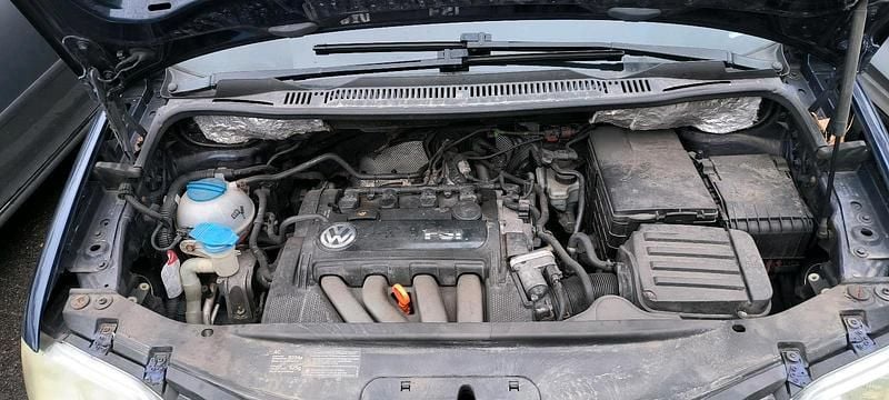 Gebraucht VW Touran 150 PS (110 kW) 2004 Blau Van / Kleinbus