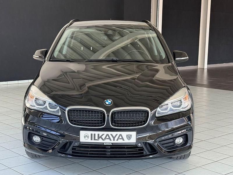 Gebraucht BMW 218 Advantage 150 PS (110 kW) 2018 Schwarz Kombi