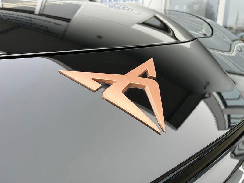 Neu Cupra Terramar VZ 272 PS (200 kW) 2025 Schwarz SUV