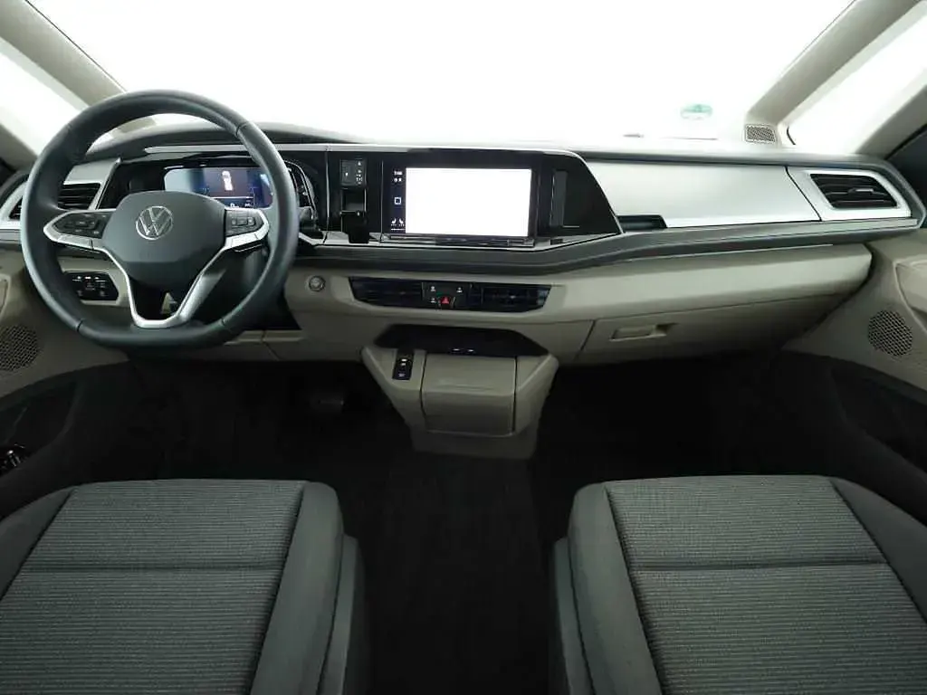 Gebraucht VW T7 150 PS (110 kW) 2024 Grau Van