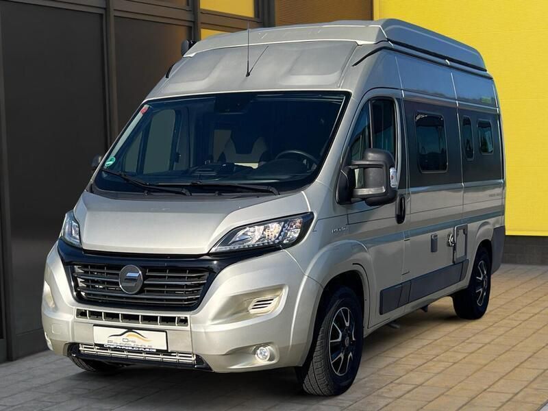 Silber metallic Gebraucht 2017 Hymer Ayers Rock Van | 56.090 € - Bild 1/1