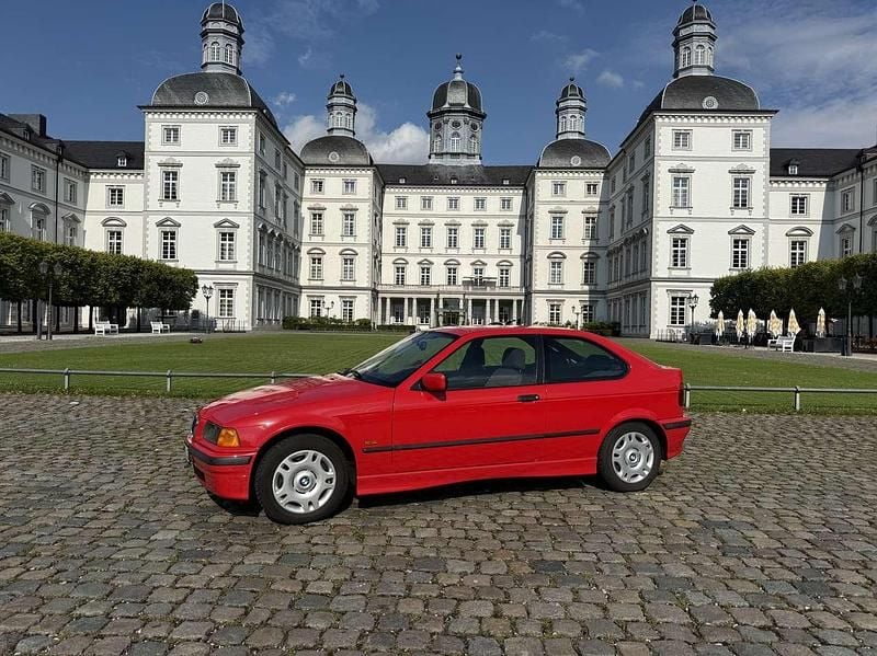 Gebraucht 2000 BMW 316 Compact Kleinwagen | 5.400 € (Teuer) - Bild 1/4