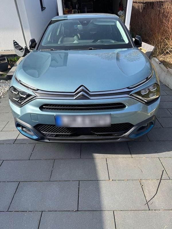 Gebraucht Citroën e-C4 100 kW (136 PS) 2021 Blau Limousine