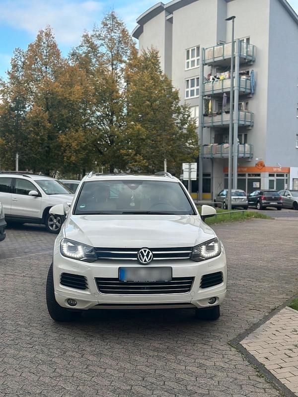 Gebraucht VW Touareg Exclusive 245 PS (180 kW) 2011 Weiß SUV