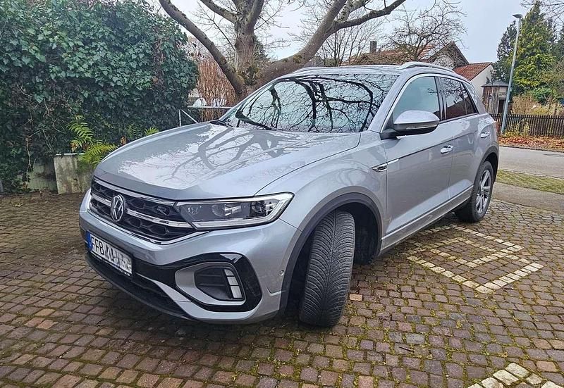 Usata VW T-Roc R-line 190 CV (139 kW) 2024 Argento SUV