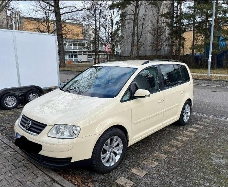 Gebraucht VW Touran Highline 109 PS (80 kW) 2007 Beige Van / Kleinbus