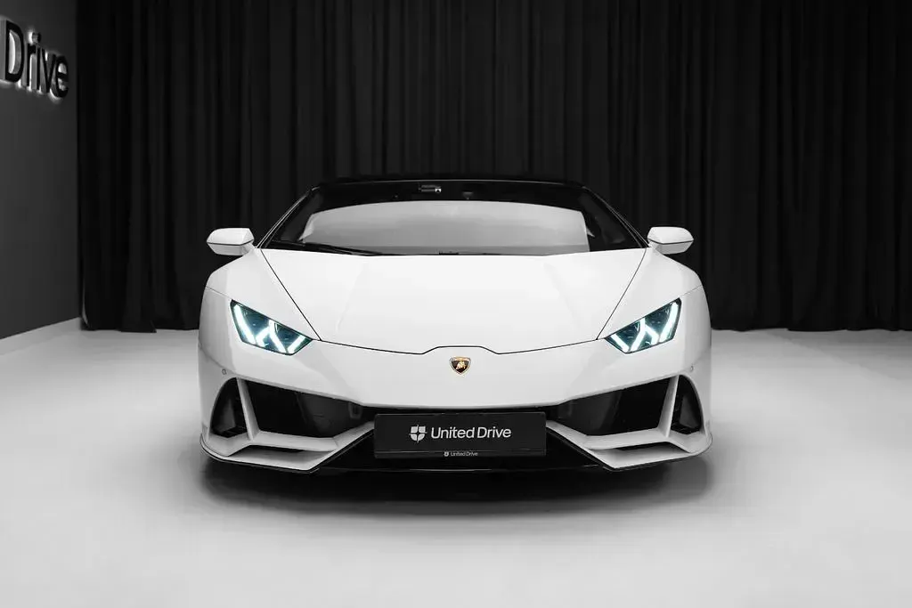 Gebraucht Lamborghini Huracán 640 PS (470 kW) 2023 Weiß