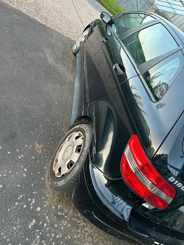 Gebraucht Mercedes B180 2008 Schwarz Van / Kleinbus