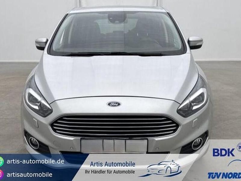 Silber Gebraucht 2019 Ford S-MAX Titanium Van / Kleinbus | 20.900 € (Guter Preis) - Bild 1/4
