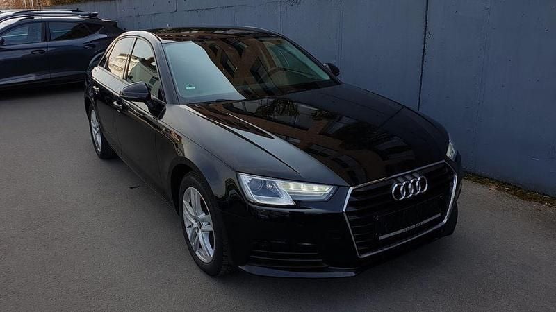 Gebraucht Audi A4 Premium 150 PS (110 kW) 2016 Schwarz Limousine