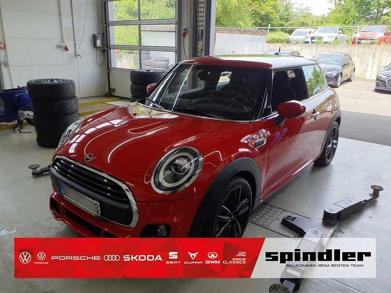 Chili red Gebraucht 2020 Mini ONE Kleinwagen | 19.980 € (Teuer) - Bild 1/4