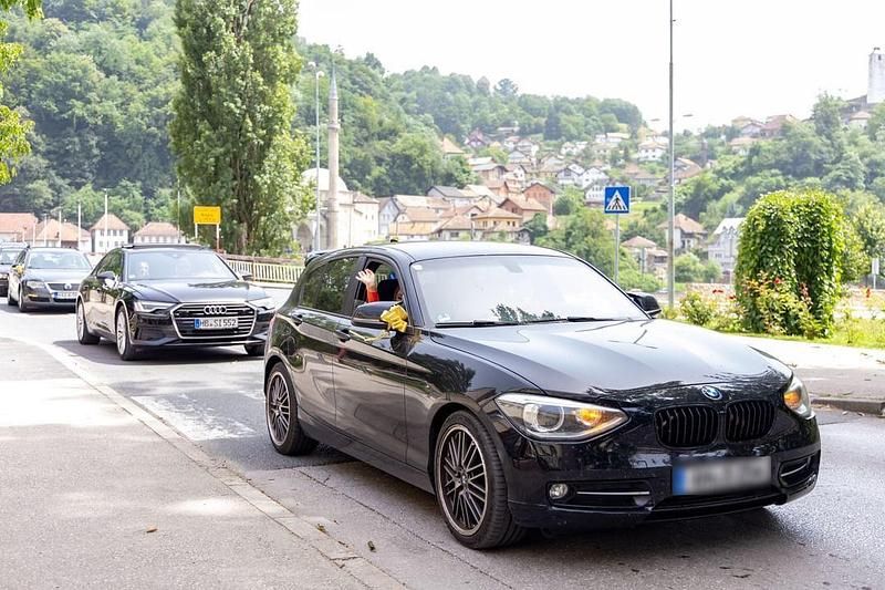 Gebraucht BMW 120 150 PS (110 kW) 2012 Schwarz Kleinwagen