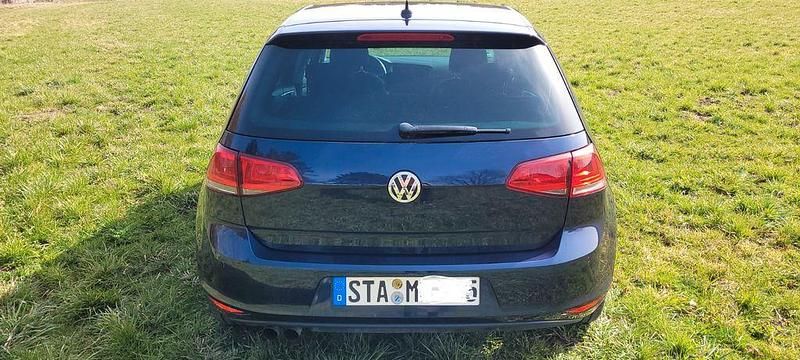 Gebraucht VW Golf VII LOUNGE 150 PS (110 kW) 2015 Blau Limousine