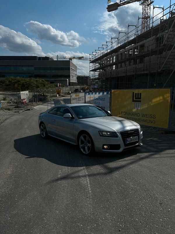Silber Gebraucht 2007 Audi A5 Coupé | 8.900 € (Fairer Preis) - Bild 1/4