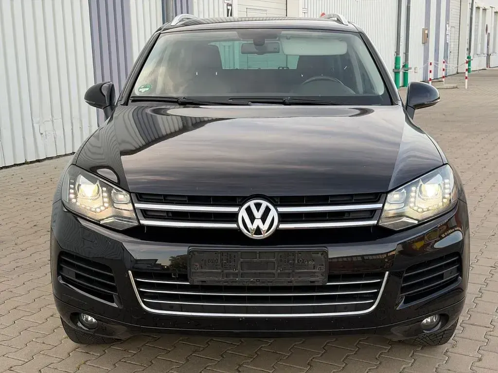 Używany VW Touareg 245 KM (180 kW) 2012 Czarny SUV