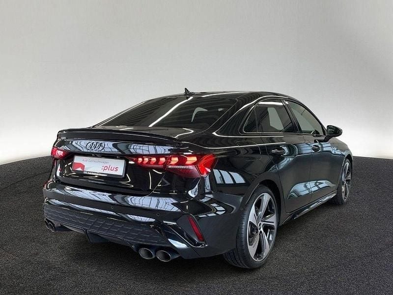 Gebraucht Audi S3 Ambiente 333 PS (244 kW) 2024 0e mythosschwarz metallic (metallic) Limousine