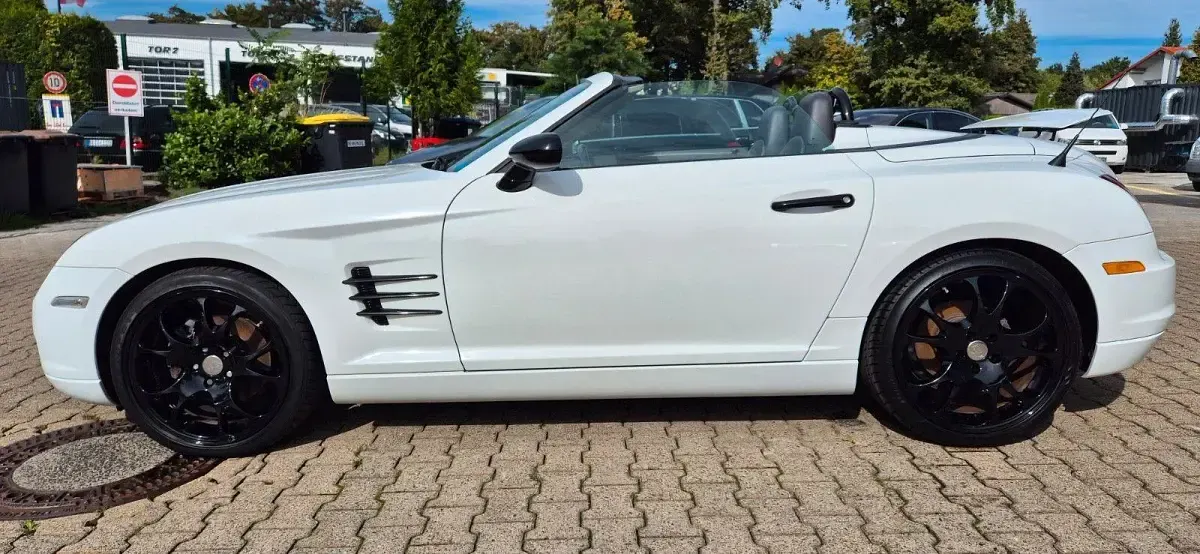 Second-hand Chrysler Crossfire 218 CP (160 kW) 2005 Alb Cabrio