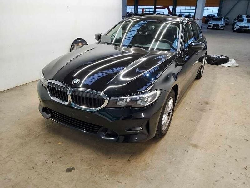 Schwarz Gebraucht 2021 BMW 320 Sport Line Limousine | 27.890 € (Fairer Preis) - Bild 1/4