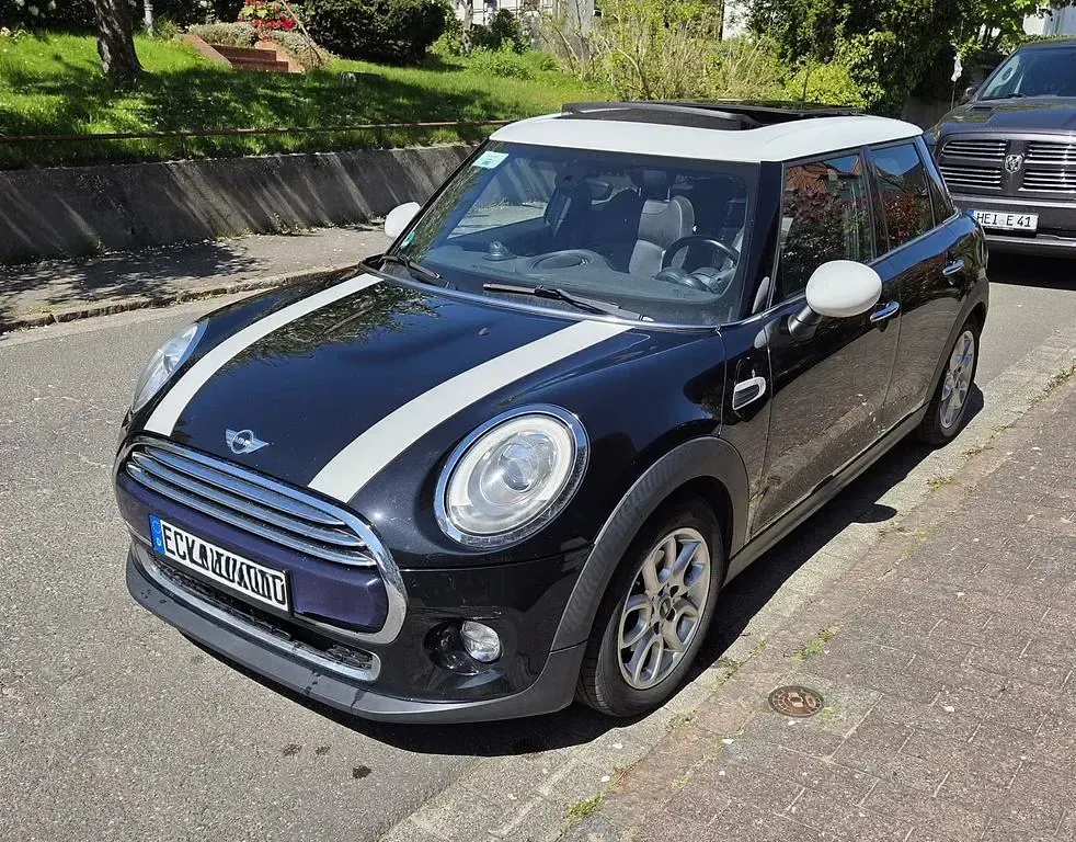 Occasion Mini Cooper D 116 ch (85 kW) 2015 Noir Citadine