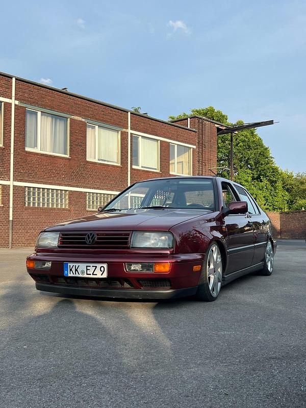 Gebraucht 1994 VW Vento Limousine | 6.000 € - Bild 1/4