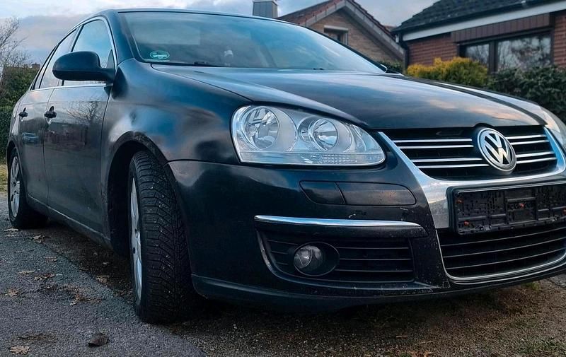 Schwarz Gebraucht 2005 VW Jetta Limousine | 1.500 € (Guter Preis) - Bild 1/4