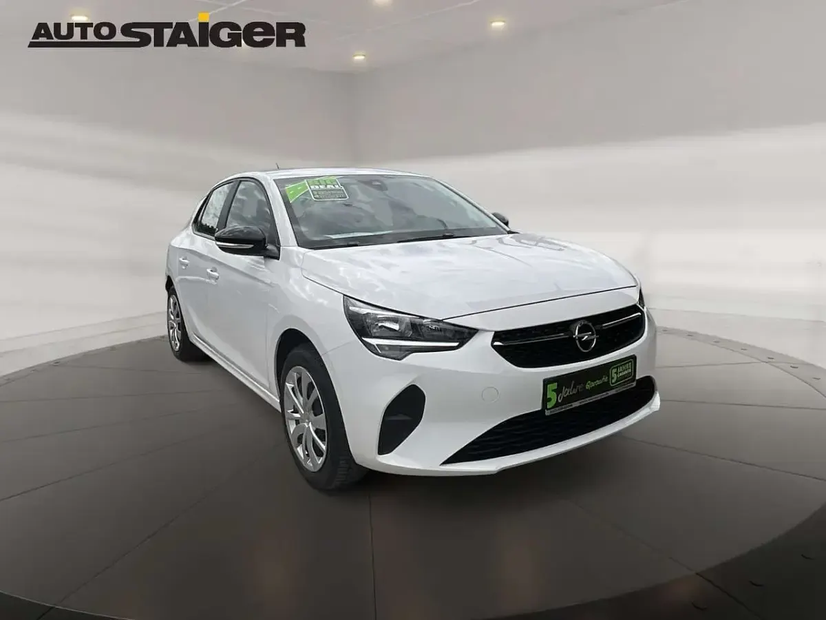 Gebraucht Opel Corsa-e Edition 100 kW (136 PS) 2023 Jade weiss/arktis weiss Kleinwagen