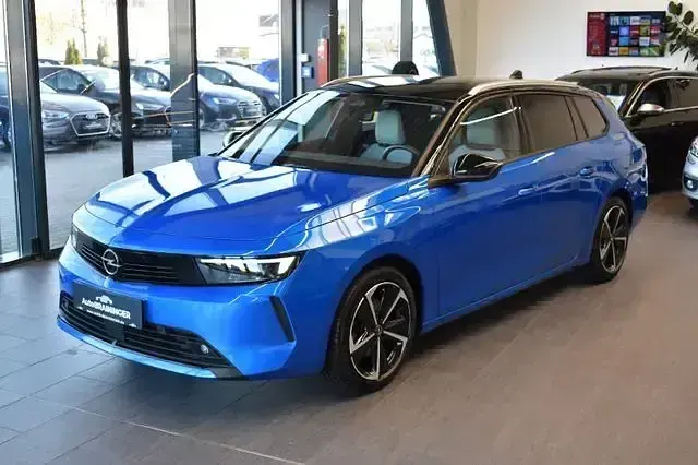 Gebraucht Opel Astra Elegance 131 PS (96 kW) 2024 Blau Limousine