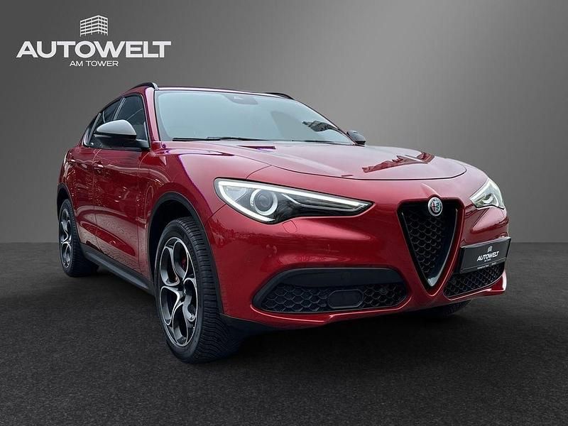 Gebraucht Alfa Romeo Stelvio Tech Edition 200 PS (147 kW) 2019 Rot SUV